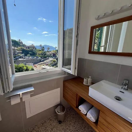 Romantic Garden Sea View Nervi *