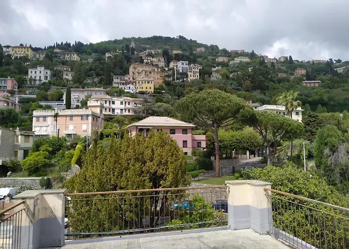 Апартаменты Romantic Garden Sea View Nervi