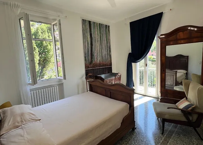 Апартаменты Romantic Garden Sea View Nervi