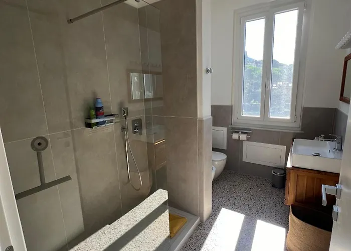 Апартаменты Romantic Garden Sea View Nervi Генуя